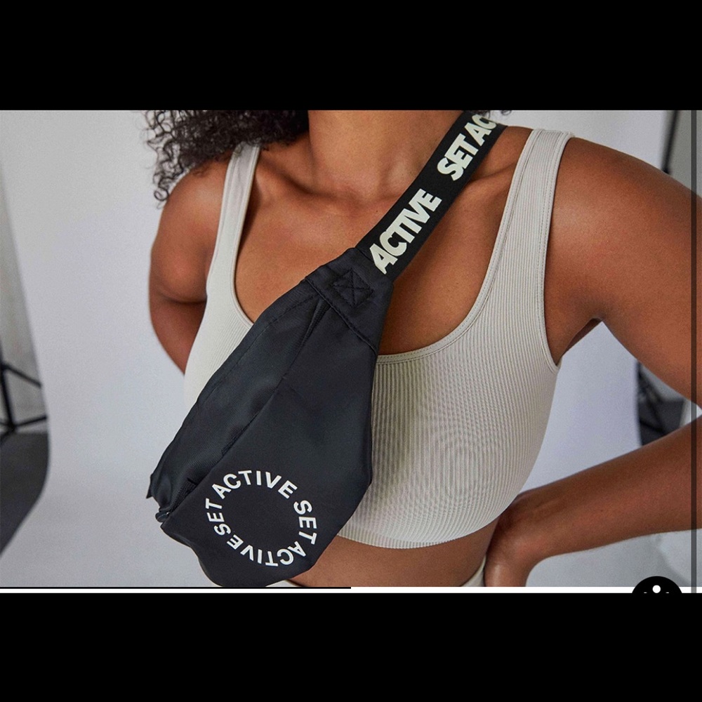 Set Active Fanny pack